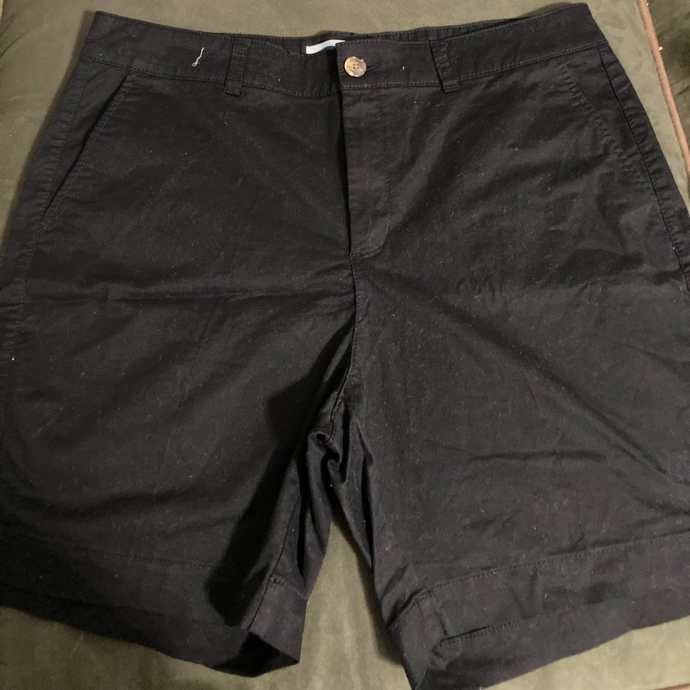 🔴PLEASE READ DESCRIPTION VERY CAREFULLY🔴  Old Navy Women High Rise Shorts